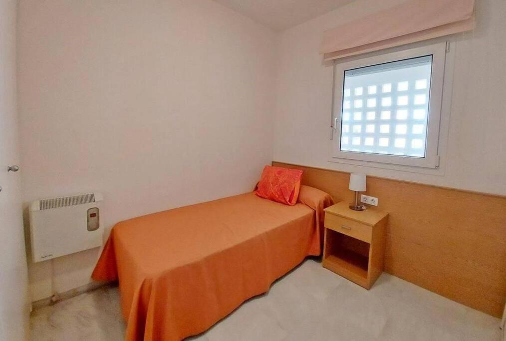 Piso A Dos Calles De La Playa 엘푸에르토데산타마리아 외부 사진